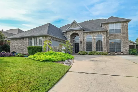 2821 Meadow Green Dr, Flower Mound, TX 75022