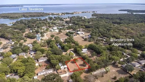 1012 Hemlock Dr, West Tawakoni, TX 75474