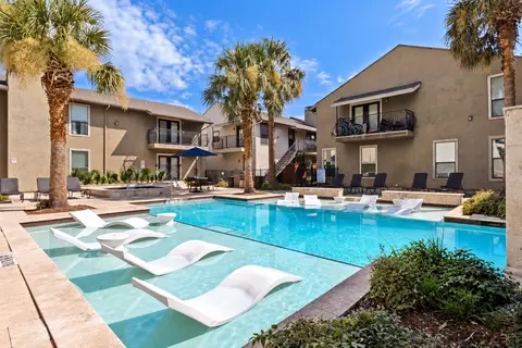5806 Birchbrook Dr #210, Dallas, TX 75206