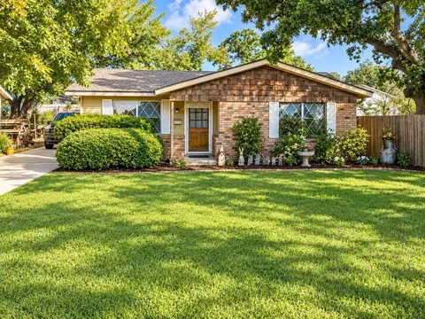 120 118 Woodland Ave, Corsicana, TX 75110