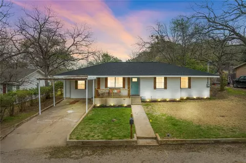405 E 9th St, Valley Mills, TX 76689