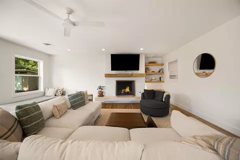 11207 Sinclair Ave, Dallas, TX 75218