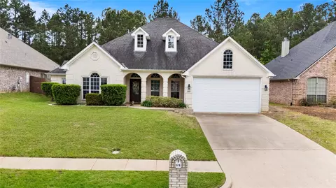 618 Huntwick Ln, Tyler, TX 75703