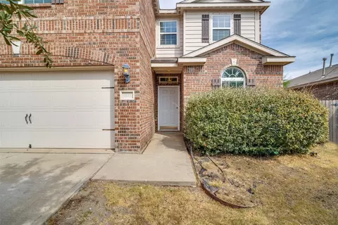 2045 Gardenia Dr, Forney, TX 75126