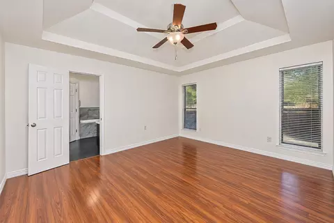 Bedroom - 2941 Cresthaven Dr, Grapevine, TX 76051 photo 1 of 3