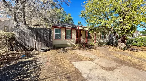 3557 Pecos St, Fort Worth, TX 76119