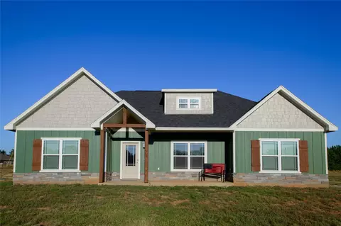 80 Catamaran Ct, Gordonville, TX 76245