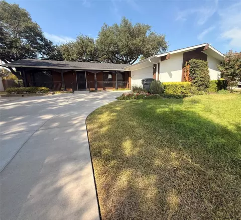 3259 Saint Croix Dr, Dallas, TX 75229