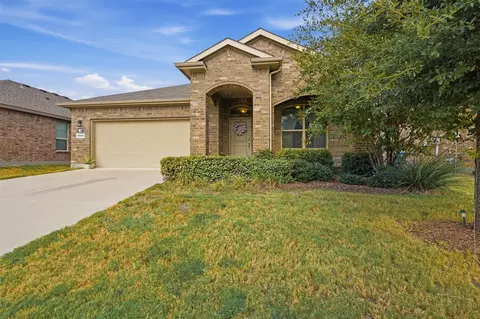 9024 Pearfield Rd, Fort Worth, TX 76179