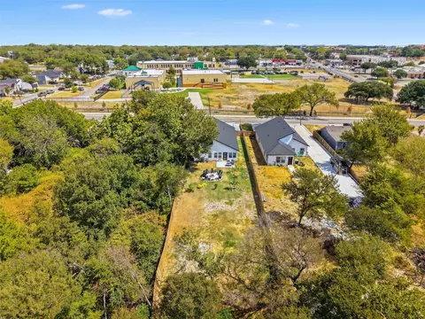 4211 S Denley Dr, Dallas, TX 75216