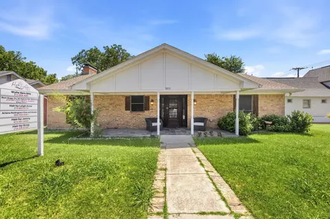 302 N Jackson Ave, Wylie, TX 75098