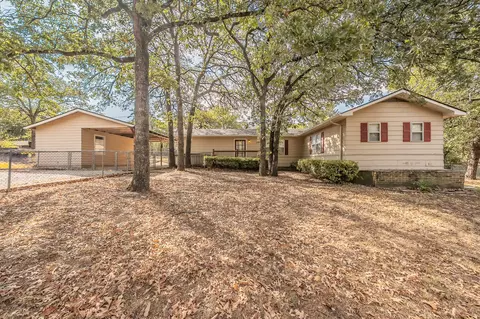 1812 Highland Dr E, Keller, TX 76262