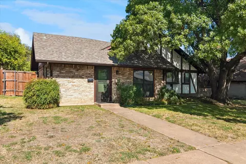 13433 Blossomheath Ln #13435, Dallas, TX 75240