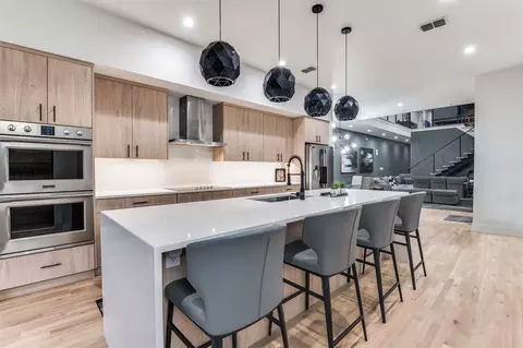5441 Melrose Ave, Dallas, TX 75206