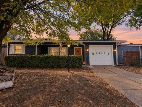 2720 Blyth Dr, Dallas, TX 75228