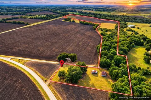 1792 Fm 1946, Bynum, TX 76631