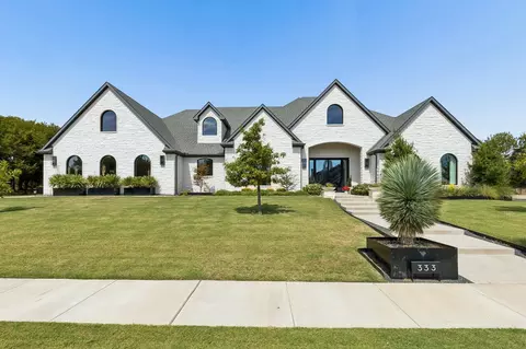 333 Renaissance Ln, Heath, TX 75032