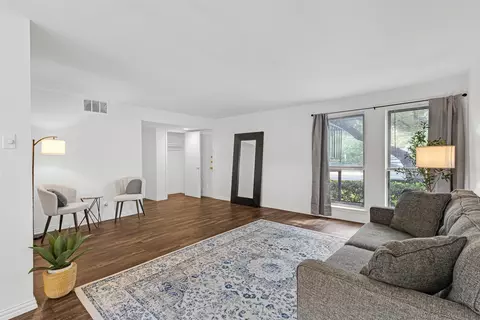 4933 Skillman St #147, Dallas, TX 75206