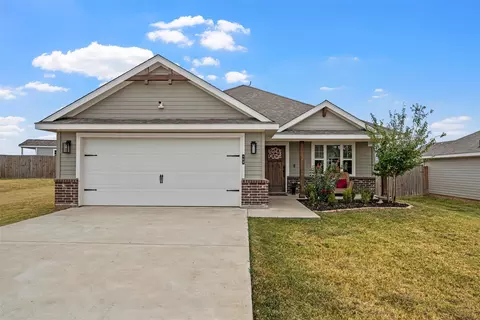103 Olivia St, Hillsboro, TX 76645