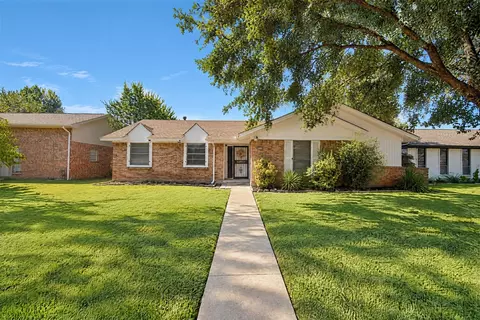 2718 Forest Park Dr, Garland, TX 75040