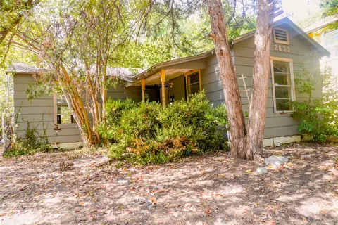 2832 Milam St, Fort Worth, TX 76112