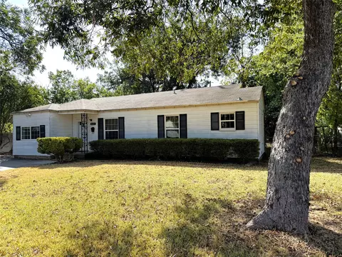 Exterior - 3520 Maple Ave, Waco, TX 76707 photo 11 of 11