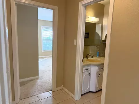 Entry Way - 3520 Maple Ave, Waco, TX 76707 photo 1 of 1