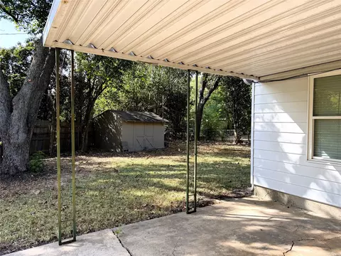 Exterior - 3520 Maple Ave, Waco, TX 76707 photo 4 of 11