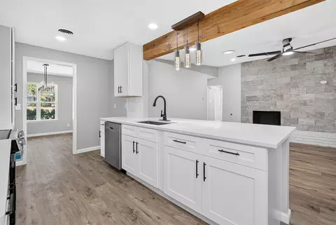 7344 Monterrey Dr, Fort Worth, TX 76112