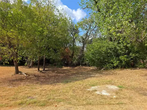 2855 Peary Ave, Dallas, TX 75215
