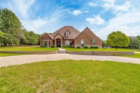 115 Lantana Ct, Poolville, TX 76487