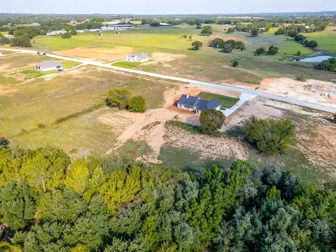 217 Kilkenny Rd, Poolville, TX 76487