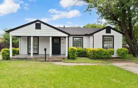 512 Cedar Dr, Garland, TX 75040