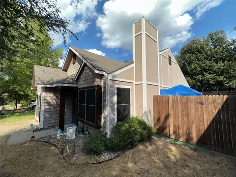 Exterior - 504 Rustic Ct, Irving, TX 75060 photo 5 of 10