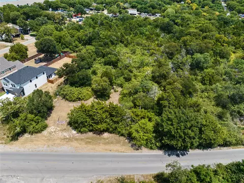 3518 S Ledbetter Dr, Dallas, TX 75236