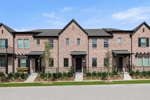 623 Blue Ridge Dr, Mansfield, TX 76063