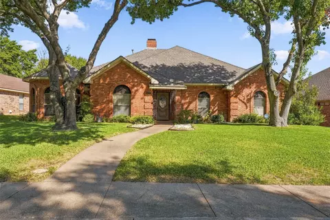 1525 Nettleton Dr, Desoto, TX 75115