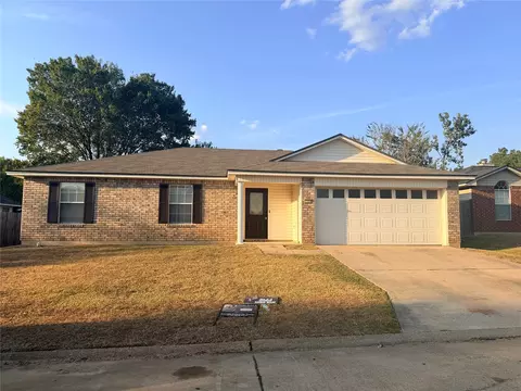 7504 Pecanwood Ct, Haughton, LA 71037
