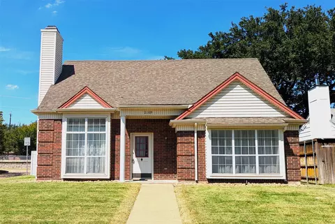2109 Country Dell Dr, Garland, TX 75040