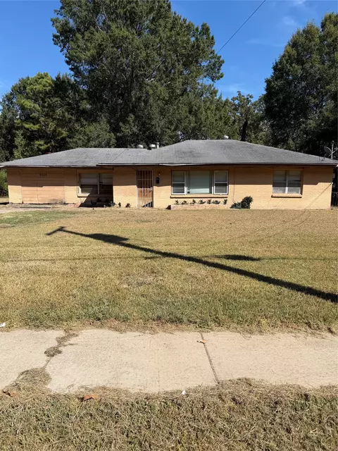 7023 Louise St, Shreveport, LA 71108