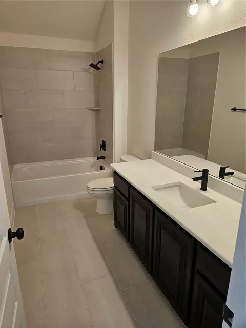 Bath - 3200 Windmill Rd, Van Alstyne, TX 75495 photo 7 of 7