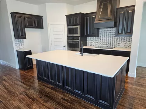 Kitchen - 3200 Windmill Rd, Van Alstyne, TX 75495 photo 1 of 3
