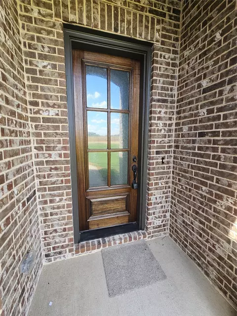 Entry Way - 3200 Windmill Rd, Van Alstyne, TX 75495 photo 1 of 1