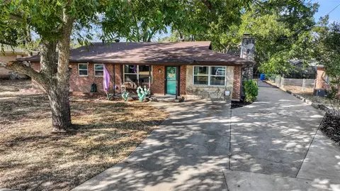 1772 N Bingham St, Stephenville, TX 76401