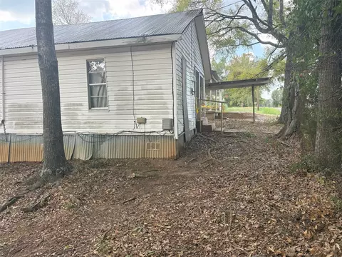 Exterior - 825 Highland Ave, Many, LA 71449 photo 3 of 4