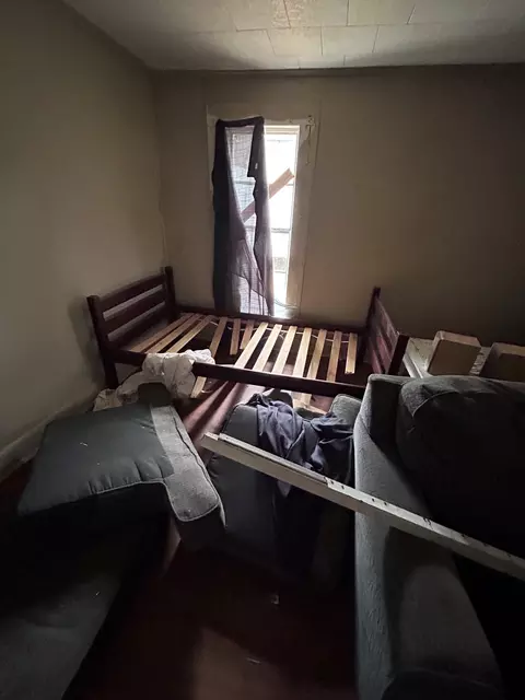 Bedroom - 825 Highland Ave, Many, LA 71449 photo 3 of 3