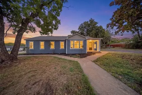 610 N Shawnee St, Ennis, TX 75119