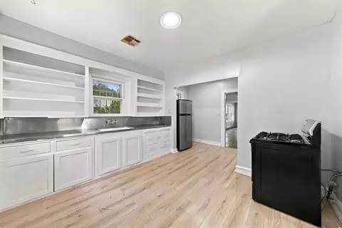 Kitchen - 2114 Lyle Ave, Waco, TX 76708 photo 1 of 1