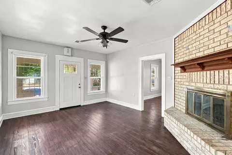 Living - 2114 Lyle Ave, Waco, TX 76708 photo 2 of 4