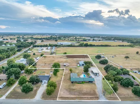 1270 County Road 437, Stephenville, TX 76401